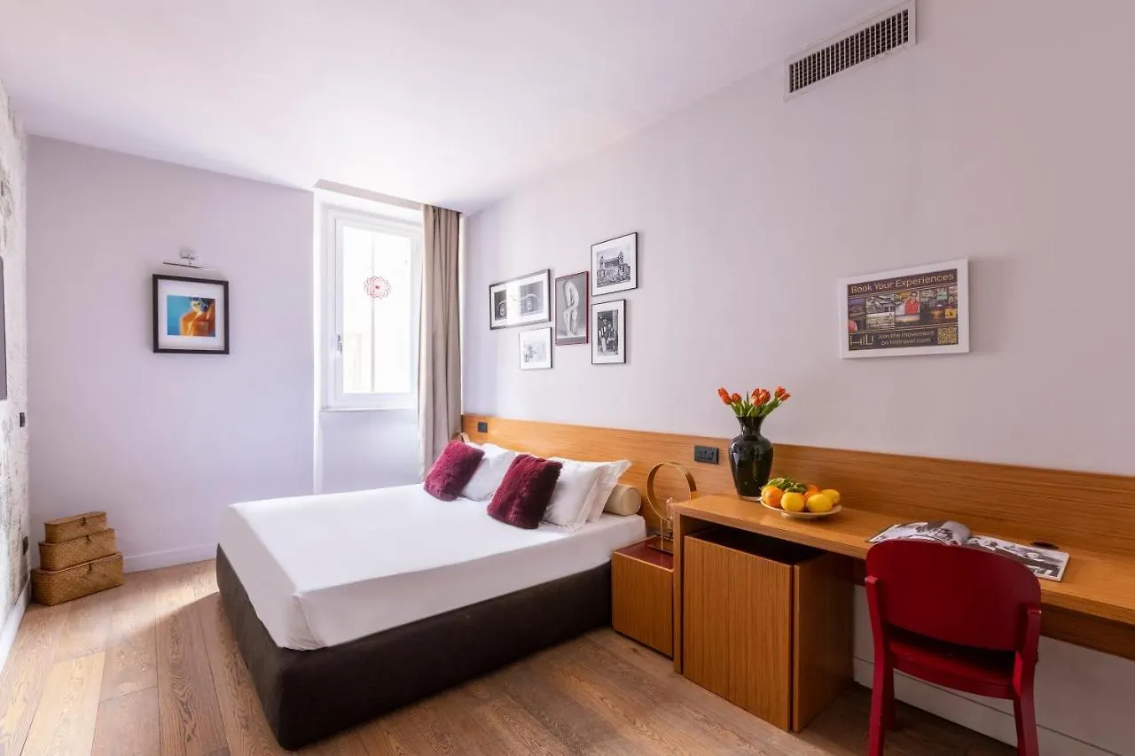 Hotel Downtown Boutique House - Ca Domus Collection Roma 2*,