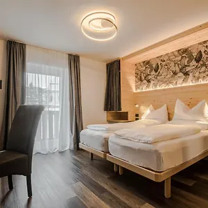*** Hotel Marilena Italy