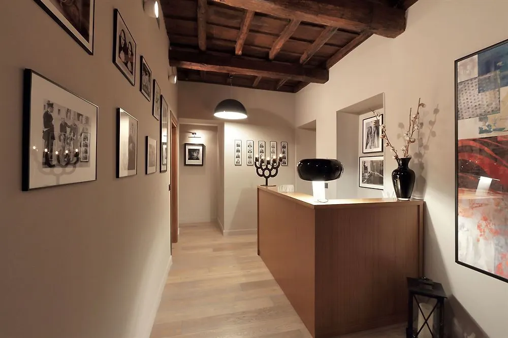 Downtown Boutique House - Ca Domus Collection Hotell Rom